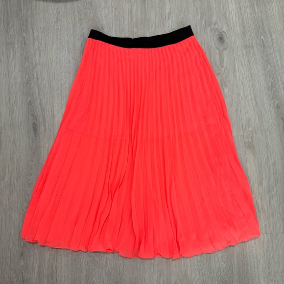 h&m divided neon orange long pleated midi skirt. - Picture 3 of 3